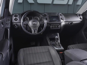 Внедорожник Volkswagen Tiguan 2013 года, 1269000 рублей, Ростов-на-Дону