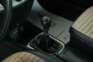 Седан Hyundai Elantra 2010 года, 759000 рублей, Омск