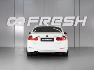 Седан BMW 3 серия 2012 года, 1360000 рублей, Красный Пахарь