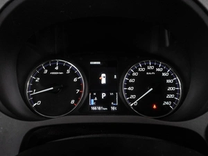 Внедорожник Mitsubishi Outlander 2017 года, 1843000 рублей, Воронеж