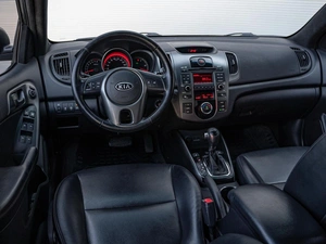 Седан Kia Forte 2012 года, 950000 рублей, Краснодар