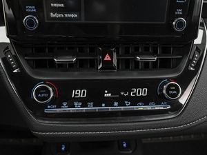 Хетчбэк Toyota Corolla 2019 года, 1800111 рублей, Ставрополь