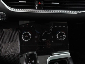 Лифтбек FAW Bestune B70 2023 года, 2359000 рублей, Красный Пахарь