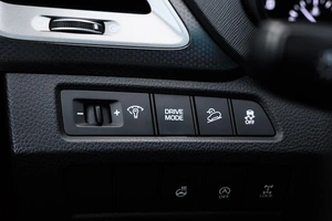 Внедорожник Hyundai Santa Fe 2017 года, 2350000 рублей, Ульяновск