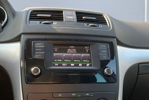Внедорожник Skoda Yeti 2015 года, 910000 рублей, Солонцы