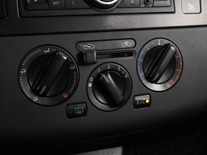 Хетчбэк Nissan Tiida 2012 года, 684000 рублей, Воронеж