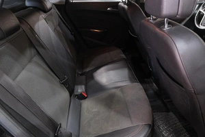 Хетчбэк Opel Astra 2011 года, 599000 рублей, Новокузнецк