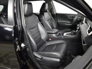 Внедорожник Toyota RAV4 2021 года, 3495100 рублей, Казань