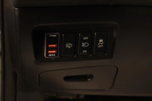 Внедорожник Nissan X-Trail 2011 года, 1349000 рублей, Челябинск