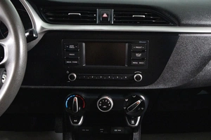 Седан Kia Rio 2020 года, 1429000 рублей, Сургут