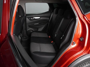 Внедорожник Nissan Qashqai 2016 года, 1470000 рублей, Красный Пахарь