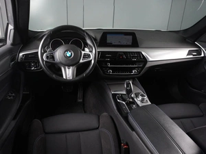 Седан BMW 5 серия 2020 года, 3998000 рублей, Красный Пахарь