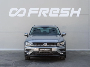 Внедорожник Volkswagen Tiguan 2017 года, 2140000 рублей, Краснодар