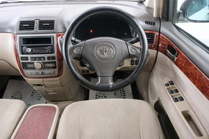 Минивэн Toyota Ipsum 2003 года, 879000 рублей, Красноярск