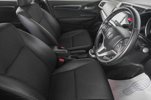 Хетчбэк Honda Fit 2016 года, 1209000 рублей, Кемерово