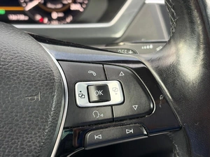 Внедорожник Volkswagen Tiguan 2017 года, 2489000 рублей, Ижевск