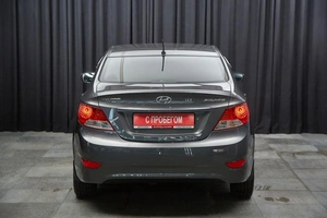 Седан Hyundai Solaris 2011 года, 799000 рублей, Красноярск