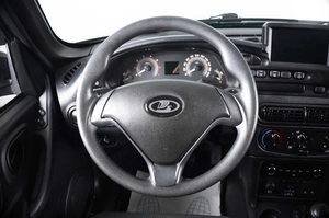 Внедорожник ВАЗ (LADA) Niva Travel 2024 года, 1299000 рублей, Пермь