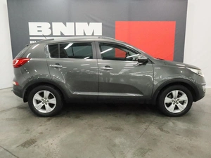 Внедорожник Kia Sportage 2011 года, 1500000 рублей, Курск