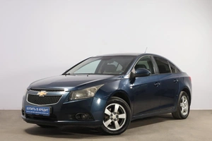 Седан Chevrolet Cruze 2009 года, 649000 рублей, Новосибирск