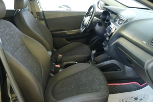 Седан Kia Rio 2012 года, 989000 рублей, Омск