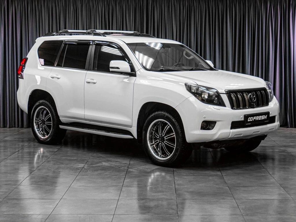 Внедорожник Toyota Land Cruiser Prado 2010 года, 3049000 рублей, Тюмень
