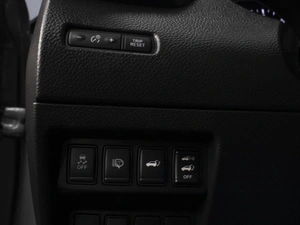 Внедорожник Nissan X-Trail 2015 года, 1540000 рублей, Омск