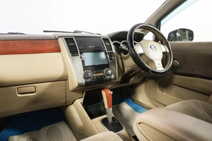 Хетчбэк Nissan Tiida Latio 2009 года, 689000 рублей, Новосибирск