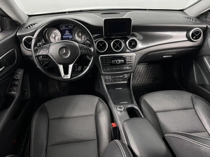 Седан Mercedes-benz CLA-класс 2014 года, 1659900 рублей, Казань