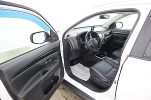 Внедорожник Mitsubishi Outlander 2017 года, 2210000 рублей, Обнинск