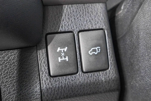 Внедорожник Toyota RAV4 2017 года, 2299000 рублей, Барнаул
