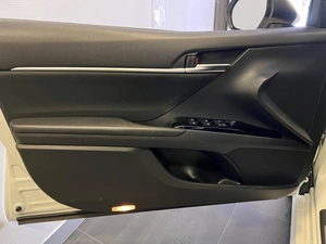 Седан Toyota Camry 2018 года, 2369000 рублей, Красноярск