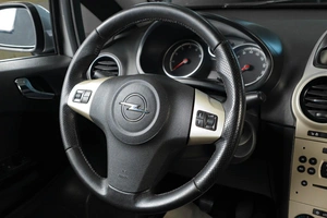 Хетчбэк Opel Corsa 2008 года, 489000 рублей, Тюмень