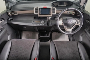 Минивэн Honda Freed 2012 года, 959000 рублей, Томск