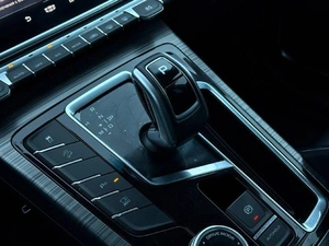 Внедорожник Geely Atlas Pro 2022 года, 2089000 рублей, Ижевск