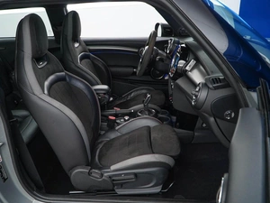 Хетчбэк MINI John Cooper Works 2019 года, 2999033 рублей, Москва