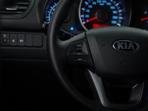 Седан Kia Rio 2014 года, 977077 рублей, Москва