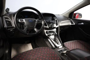 Хетчбэк Ford Focus 2013 года, 839000 рублей, Новосибирск
