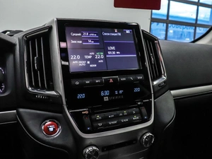 Внедорожник Toyota Land Cruiser 2019 года, 8000000 рублей, Красноярск