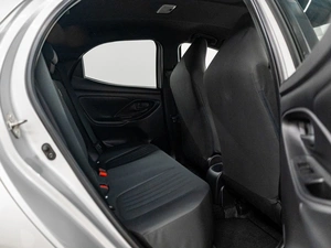 Хетчбэк Toyota Yaris 2021 года, 1290000 рублей, Красноярск