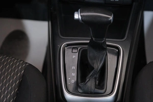 Седан Kia Rio 2018 года, 1079000 рублей, Омск