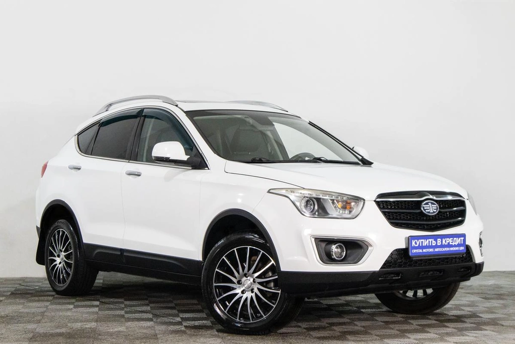 Внедорожник FAW Besturn X80 2017 года, 1109000 рублей, Сургут