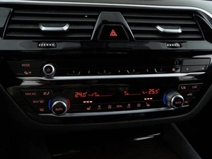 Седан BMW 5 серия 2019 года, 2155444 рублей, Москва