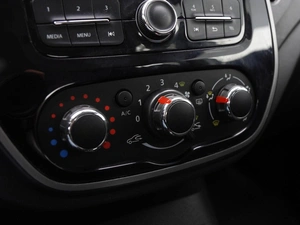 Внедорожник Renault Kaptur 2019 года, 1199000 рублей, Волгоград