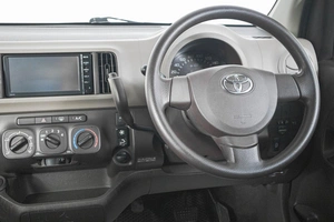 Хетчбэк Toyota Passo 2014 года, 799000 рублей, Кемерово