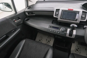 Минивэн Honda Freed 2015 года, 1159000 рублей, Красноярск