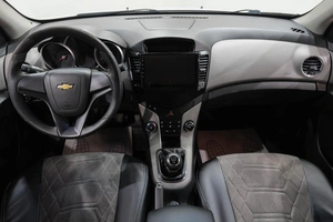 Седан Chevrolet Cruze 2012 года, 699000 рублей, Новокузнецк