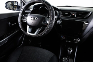 Седан Kia Rio 2013 года, 709000 рублей, Пермь