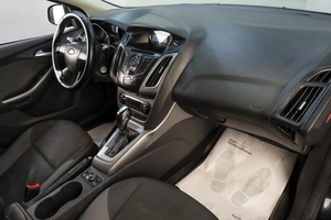 Хетчбэк Ford Focus 2012 года, 819000 рублей, Челябинск