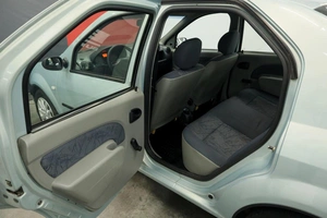 Седан Renault Logan 2005 года, 470000 рублей, Курск